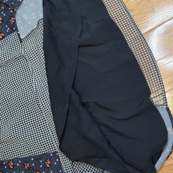 Modcloth Black floral dress with cross pattern center Small NWT - Picture 8 of 11